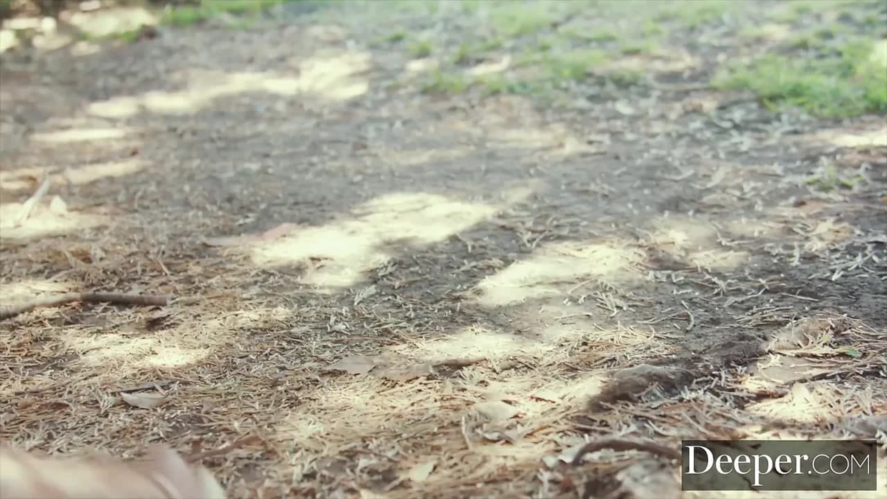 Daha derin. doğayı seven rina fantezisini yaşıyor