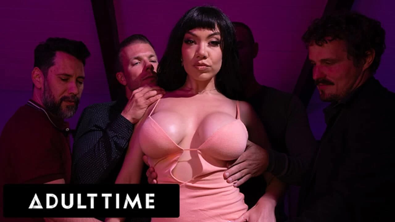 ADULT TIME - seks bağımlısı küçük gavat sert dvp grup seks sırasında yumruklanıyor ve çifte sikiliyor