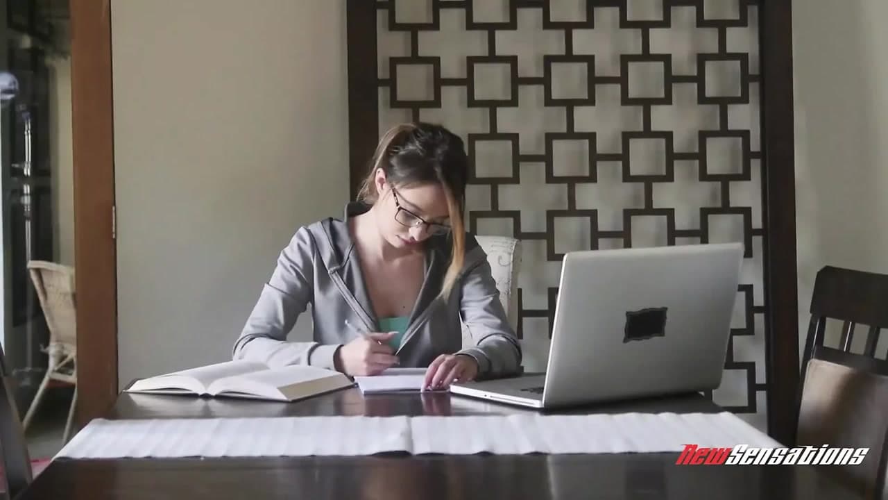 Mükemmel sert seks Quinn'i buldu