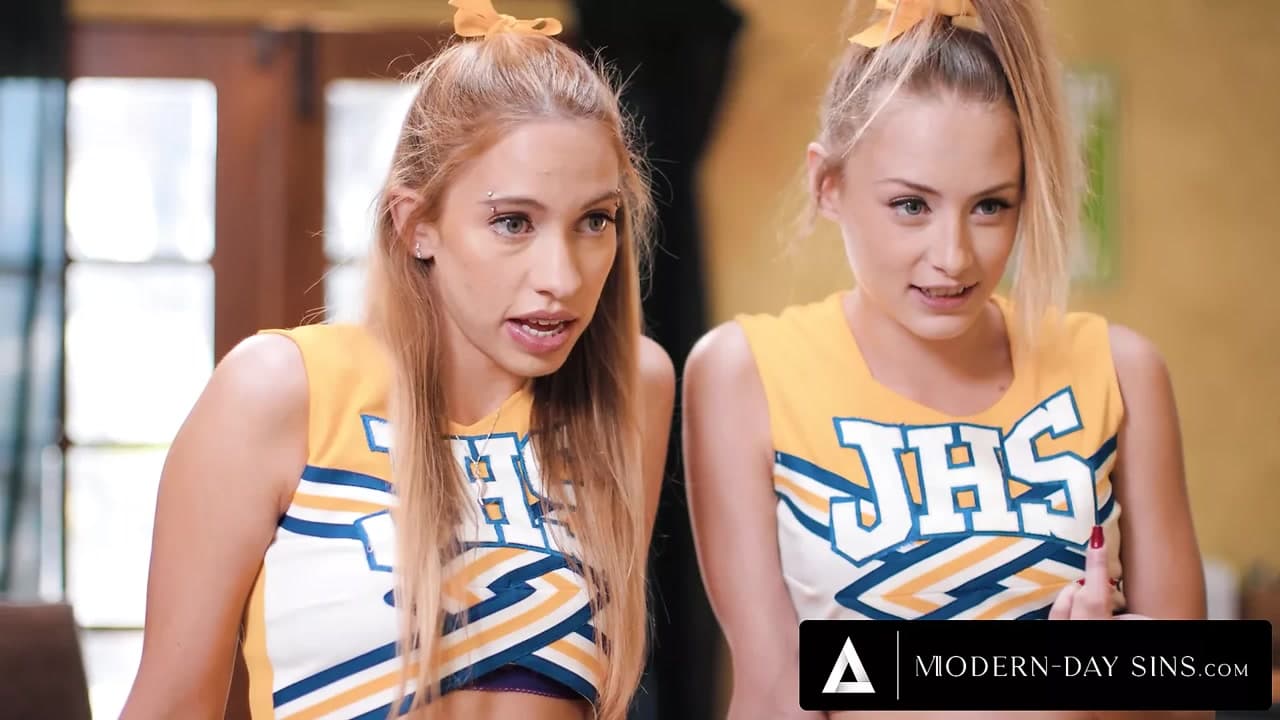 Modern zamanların günahları - genç ponpon kızlar kyler quinn ve khloe kapri cum koçlarının büyük yükünü değiştiriyor!