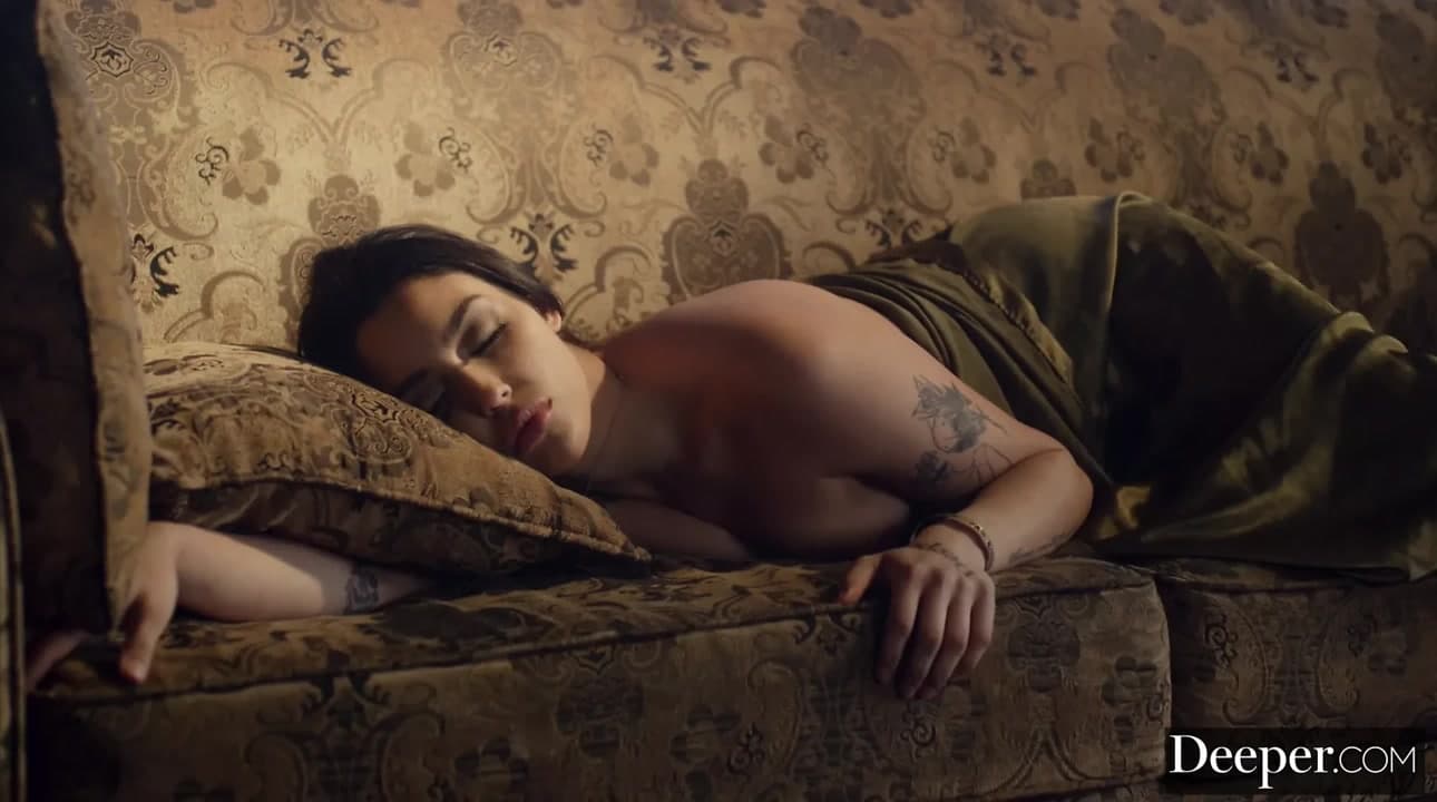 Daha derin. vanessa'nın yabancıyla gece geç saatlerde seks çılgınlaşıyor